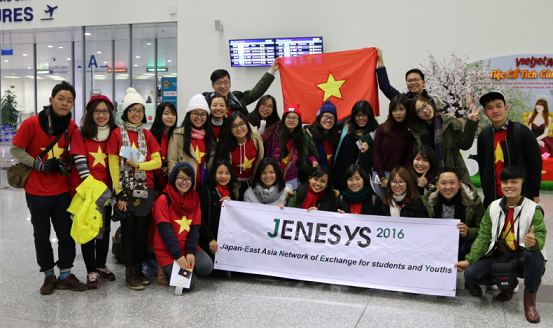 Nhóm Báo chí của đoàn Việt Nam tham dự chương trình JENESYS 2.0 2015 - Ảnh: Quốc Tiệp