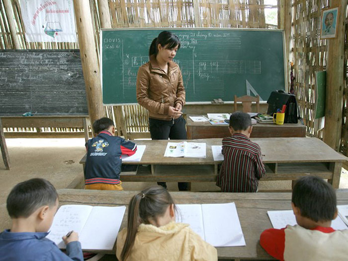Ngày nhà giáo Việt Nam với những cô giáo  vùng cao nghèo này thường lặng lẽ. Với các cô, trò đến lớp là quý rồi. (Trong ảnh: Trường tiểu học Sơn Điện 2, H.Bảo Yên, Lào Cai) - Ảnh: Phan Hậu