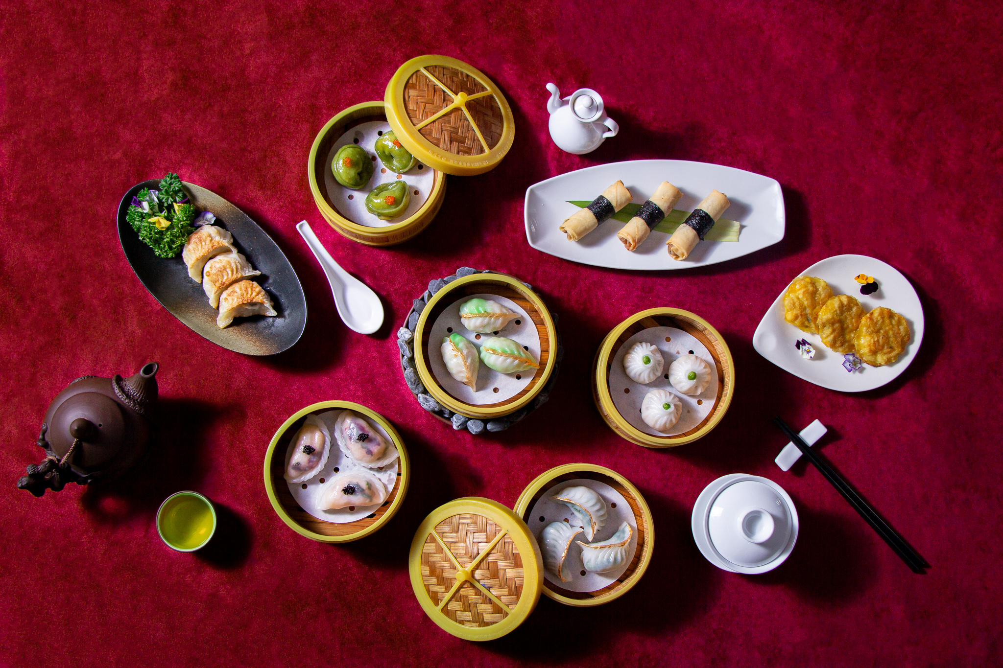 Thực đơn dim sum hảo hạng, tiệc trưa thịnh soạn cùng bánh ngon mừng Lễ phục sinh