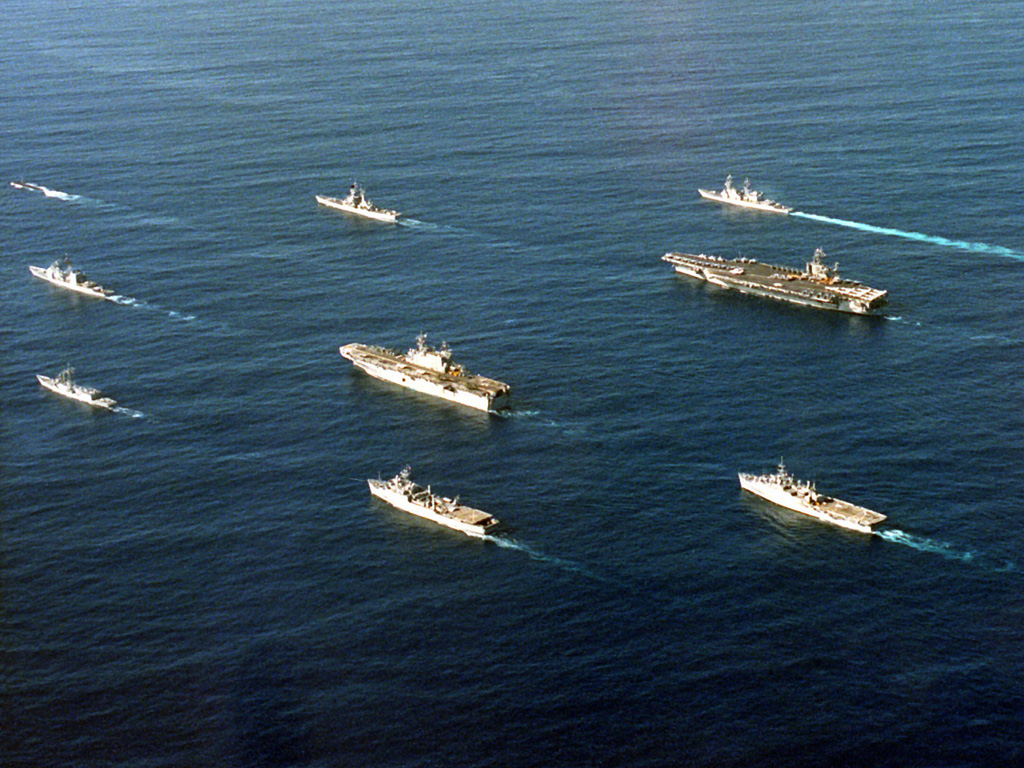 Nhóm tác chiến tàu sân bay USS Carl Vinson thuộc Hạm đội 3 của Mỹ - Ảnh: US Navy