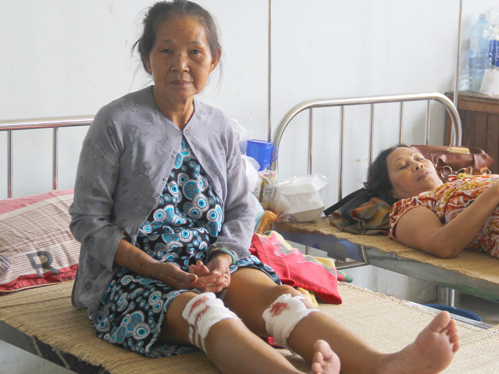 Bà Huỳnh Thị Lực hồi tỉnh, kể lại lần thoát hiểm