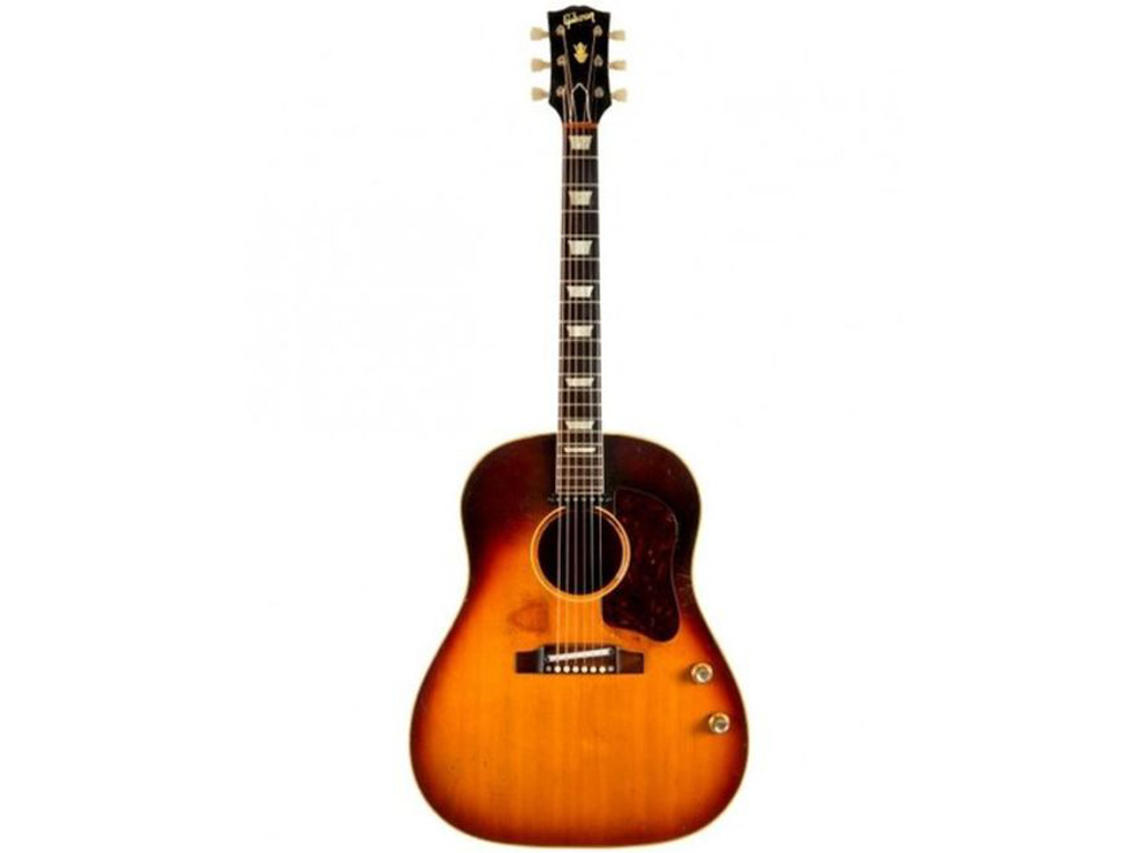 Gibson J-160E từng được Lennon sử dụng - Ảnh: BBC