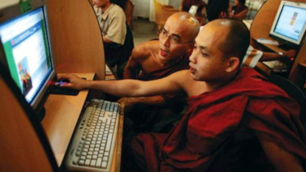 Thị trường viễn thông Myanmar mở cửa cho các “tay đua” -  Ảnh: Asia News