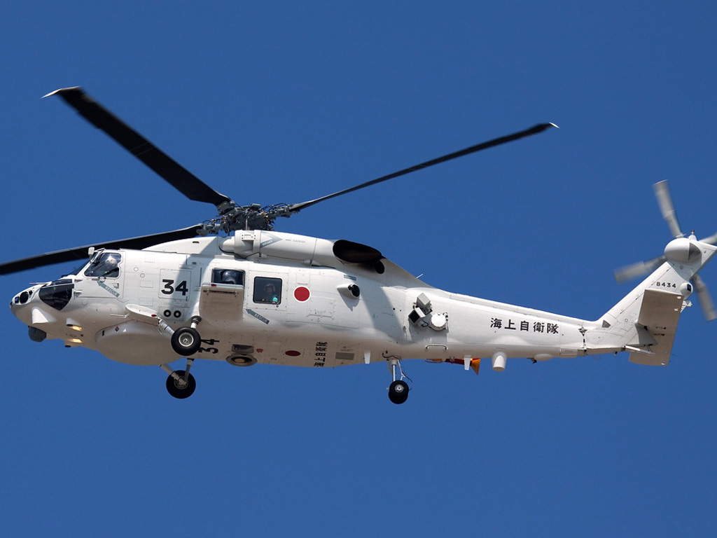 Trực thăng chống tàu ngầm SH-60K của Nhật Bản - Ảnh: Airliners