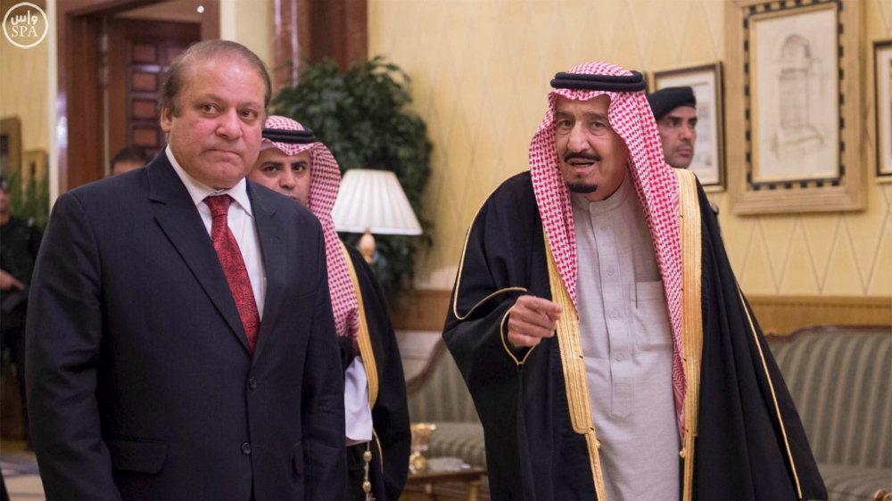Thủ tướng Pakistan trong cuộc gặp Quốc vương Ả Rập Xê Út tại Riyadh ngày 18.1 - Ảnh: Reuters