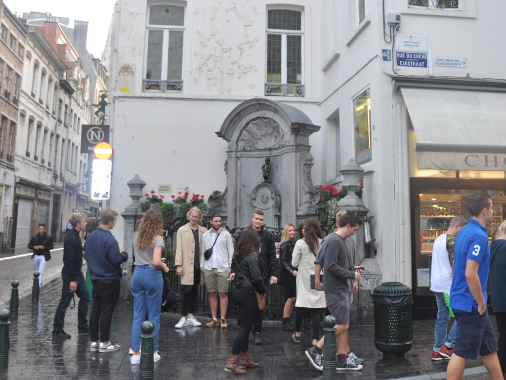 Bức tượng Chú bé tè ở Brussels - Ảnh: Trần Tâm