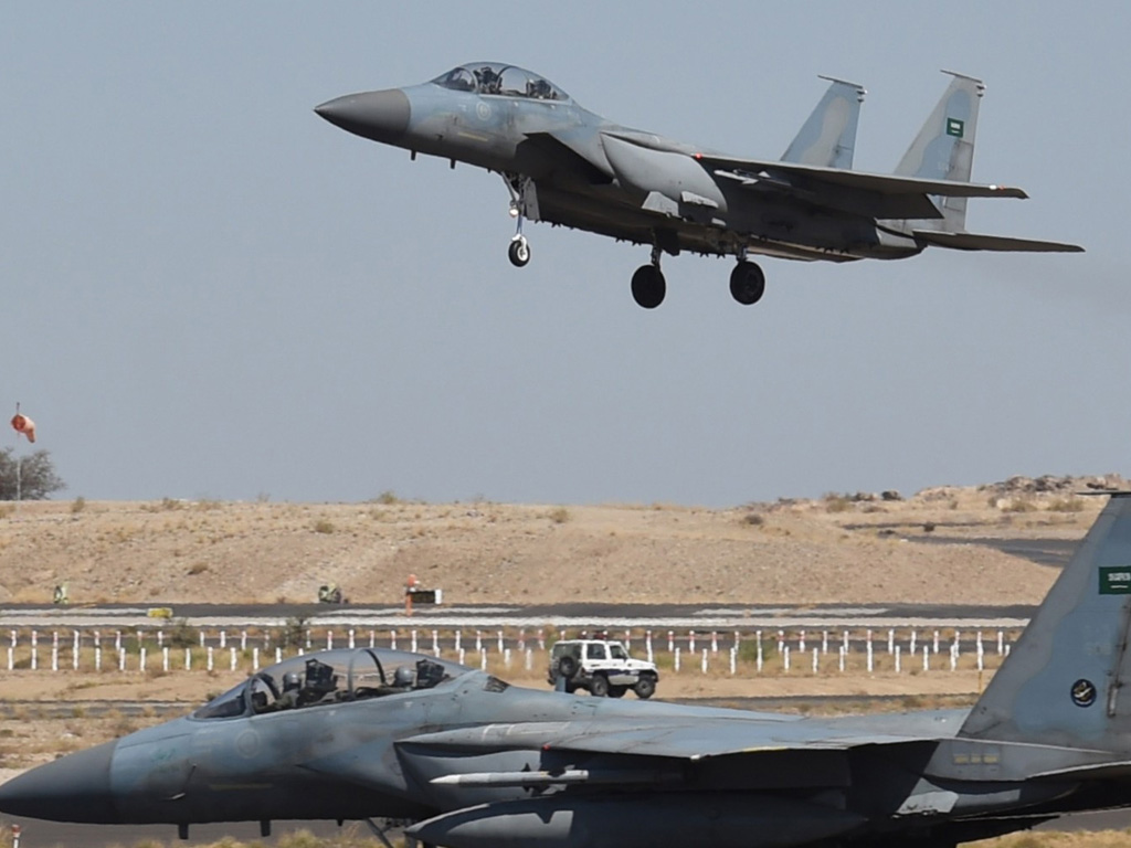 Một chiến đấu cơ F-15 của Ả Rập Xê Út - Ảnh: AFP