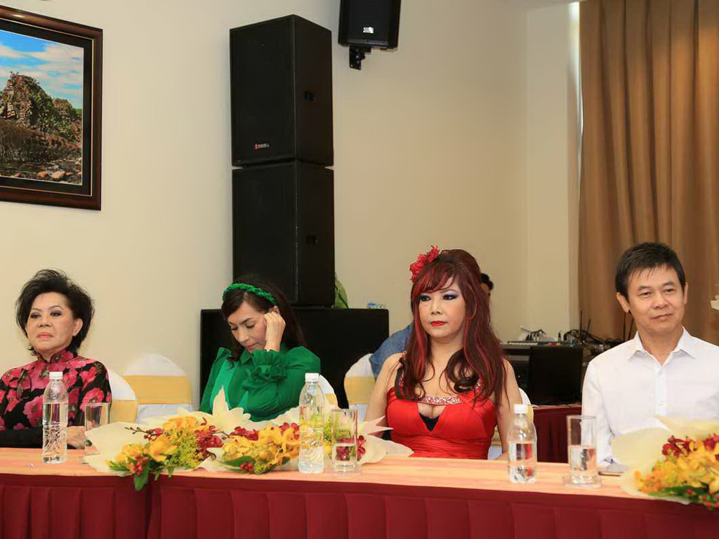 Các giám khảo: Giao Linh, Phi Nhung, Bảo Yến, Thái Châu (từ trái qua) - Ảnh: D.L