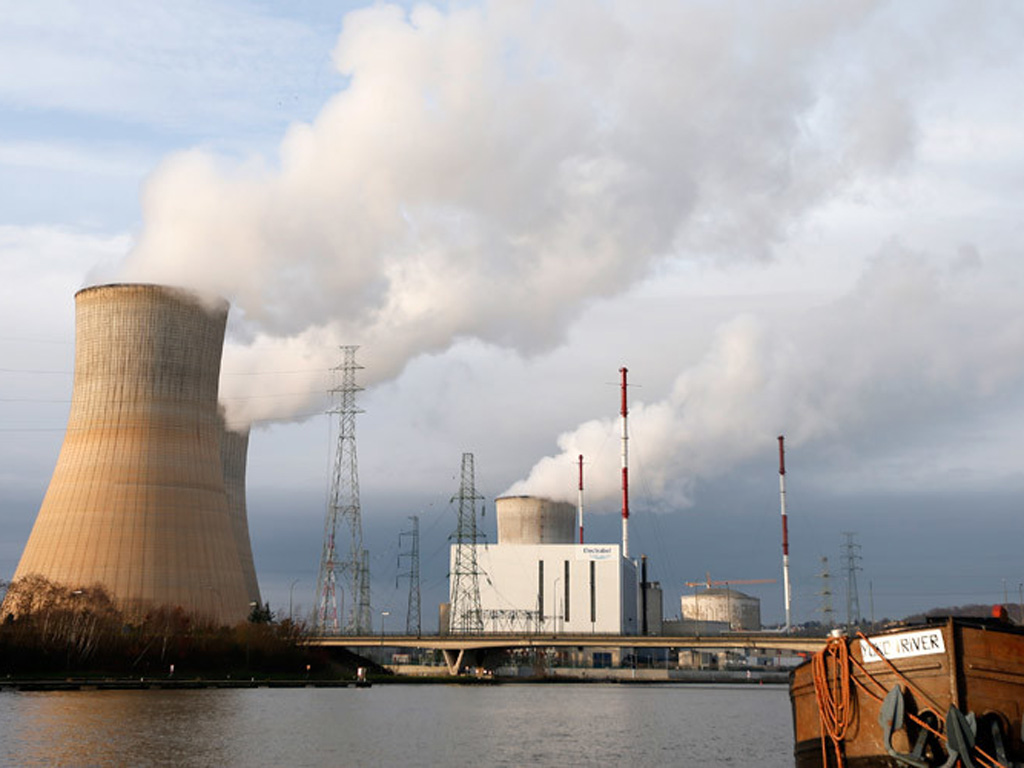 Nhà máy điện hạt nhân Tihange - mục tiêu của nhóm khủng bố - Ảnh: Reuters
