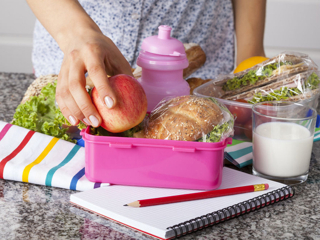 Nhiều học sinh tại Anh bị thu phí ăn trưa dù không ăn - Ảnh minh họa: Shutterstock 
