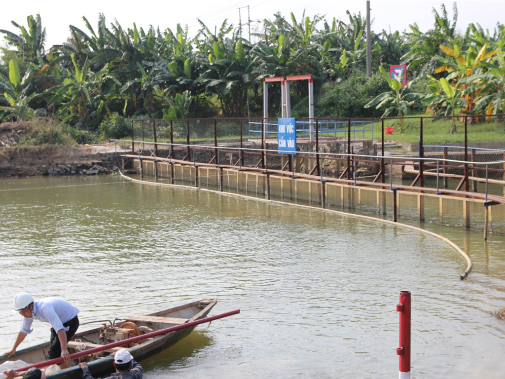 Trạm thu nước cầu Đỏ (Đà Nẵng) xuất hiện tình trạng mặn thâm nhập vào cuối tháng 2 do thủy điện Đăk Mi 4 không thực hiện vận hành hồ đảm bảo dòng chảy tối thiểu ở hạ du sông Vu Gia - Ảnh: Hoàng Sơn