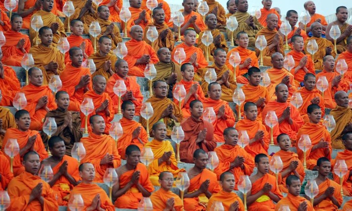 Ứng cử viên sáng giá nhất cho ngôi vị Đức Tăng thống của Giáo hội Phật giáo Thái đang vướng các cáo buộc trốn thuế và có đời sống xa hoa - Ảnh: Reuters