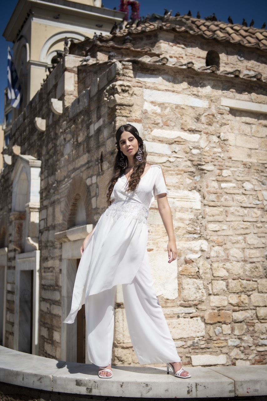 Chiêm ngưỡng 50 mẫu váy cưới màu trắng đẹp thanh khiết