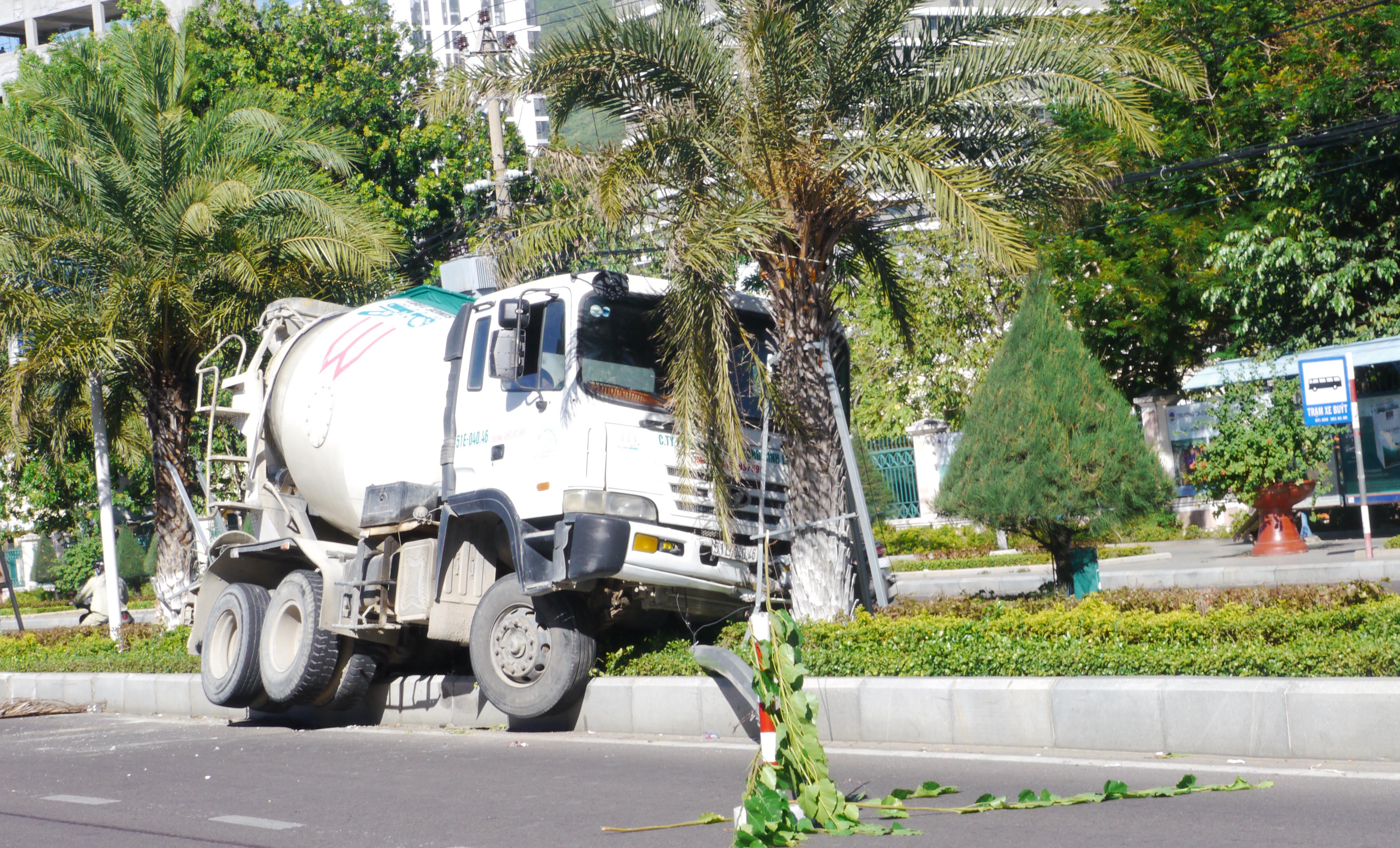 Cách sử dụng tranh vẽ xe trộn bê tông trong giáo dục và giải trí