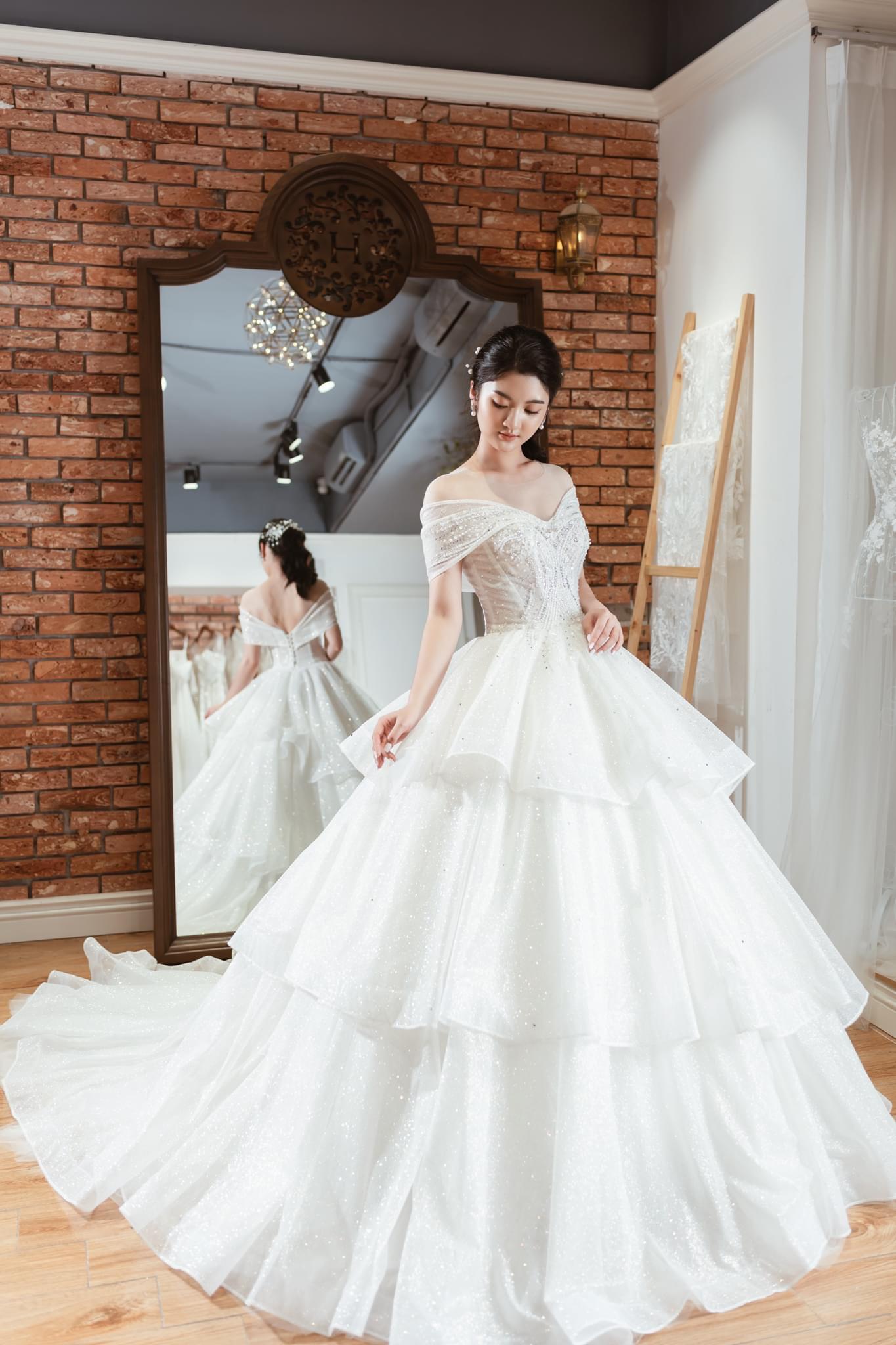 Váy cưới Trung Quốc truyền thống đẹp nhất năm 2022