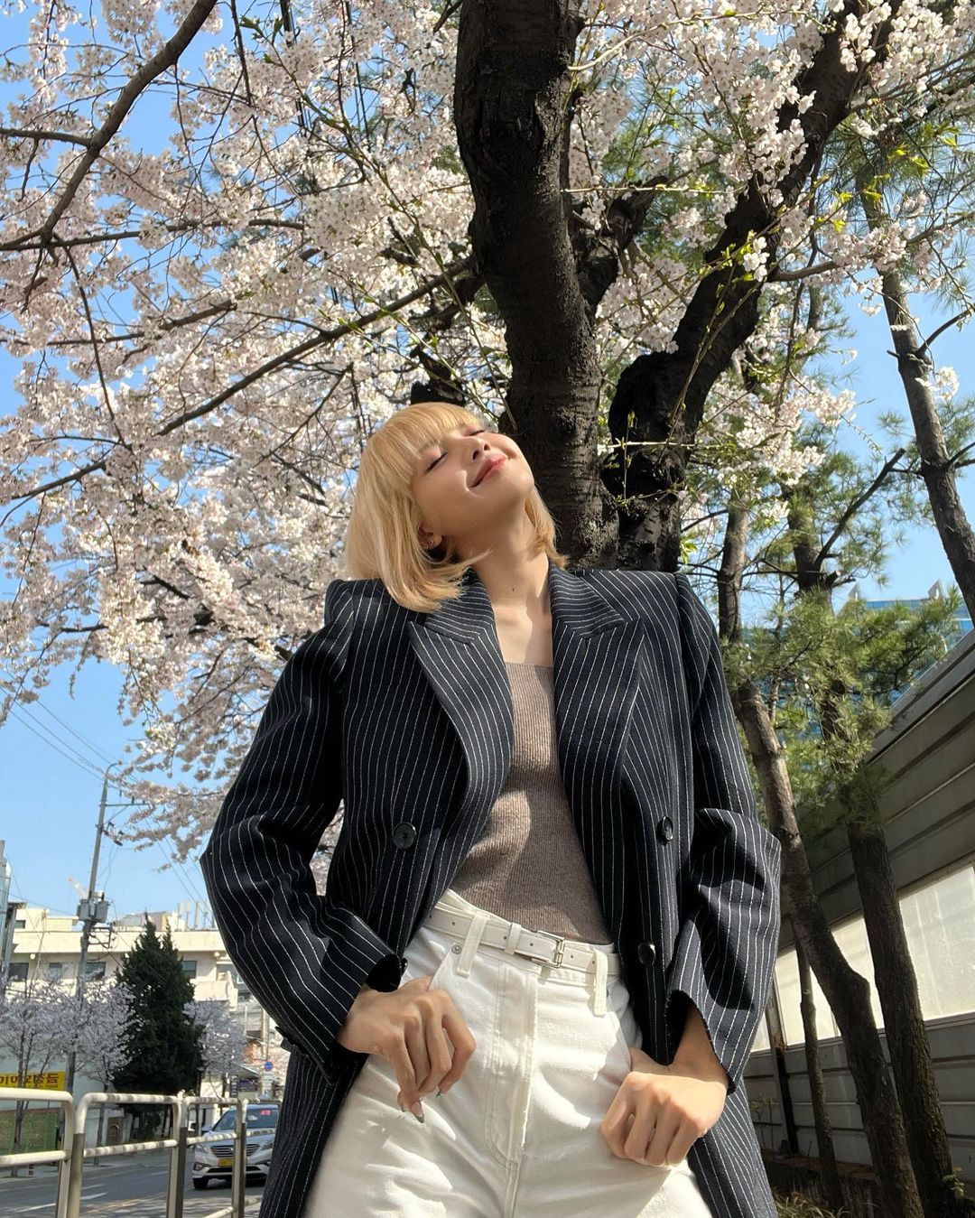 Lisa BlackPink blazer