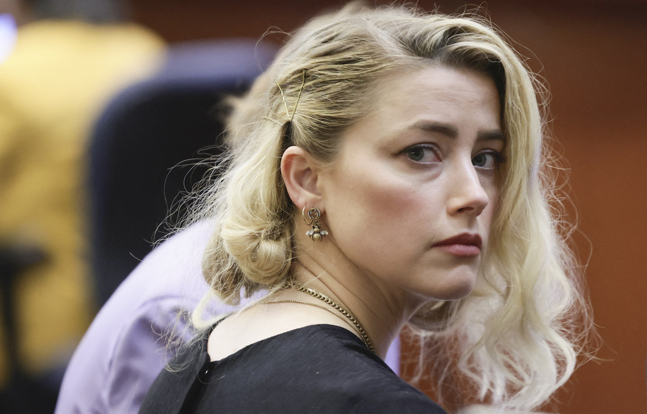 Amber Heard đứng trước nguy cơ phá sản