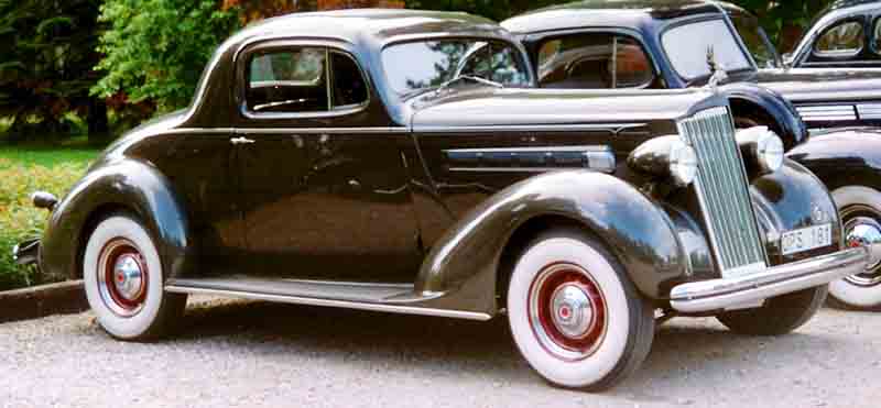 Business coupe cổ điển năm 1936 với khoang hành lý lớn