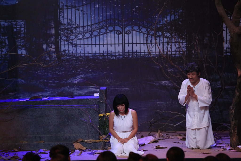 Phương Thanh bật khóc trên sân khấu của chương trình