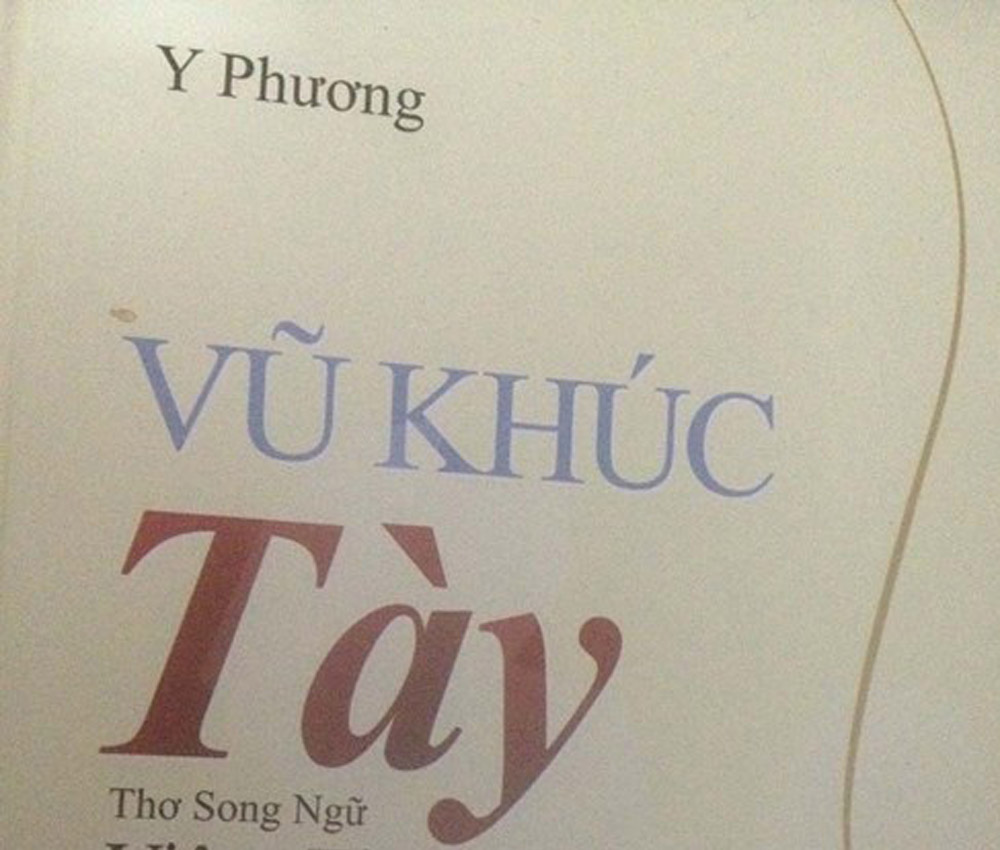 Tâp thơ tình song ngữ Việt - Tày đầu tiên của Y Phương 