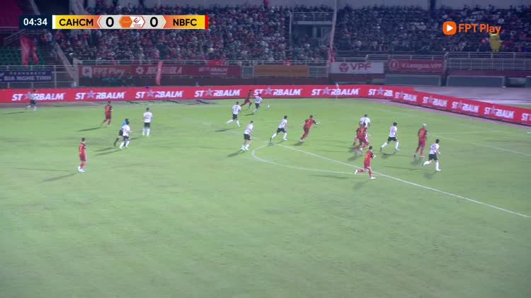 Highlight CLB Công an TP.HCM 3-4 Ninh Bình: Lội ngược dòng khó tin