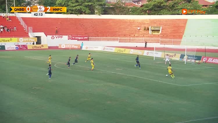 Highlight CLB Bình Định 2-4 CLB Hà Nội: Đội bóng đất võ ngậm ngùi xuống hạng | Vòng 26 V-League 2024-2025