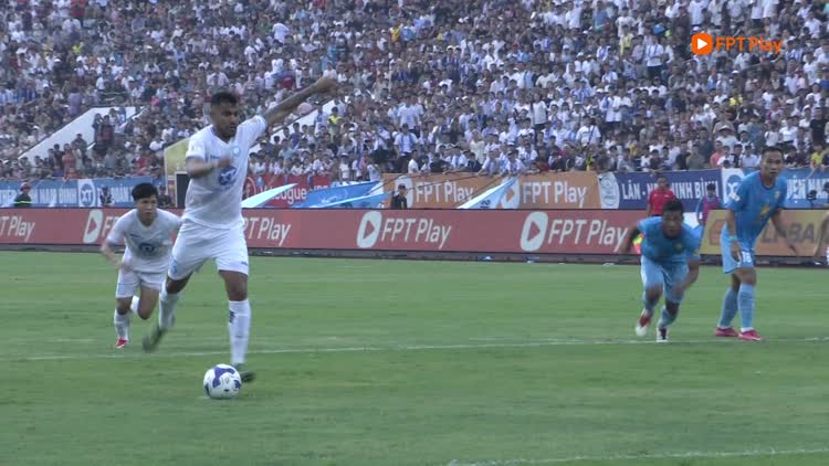 Highlight CLB Nam Định 1-0 CLB Hà Tĩnh: Nhà vô địch khép lại mùa giải mĩ mãn | Vòng 26 V-League 2024-2025