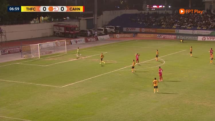 Highlight CLB Thanh Hóa 1-3 CLB CAHN: Siêu phẩm sút xa của Đoàn Văn Hậu