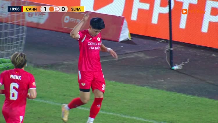 Highlight CLB CAHN 4-2 SLNA: Đình Bắc rực sáng
