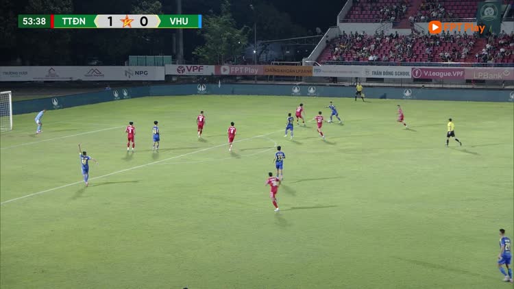 Highlight Trường Tươi Đồng Nai 3-0 ĐH Văn Hiến: Màn trở lại ấn tượng của Công Phượng