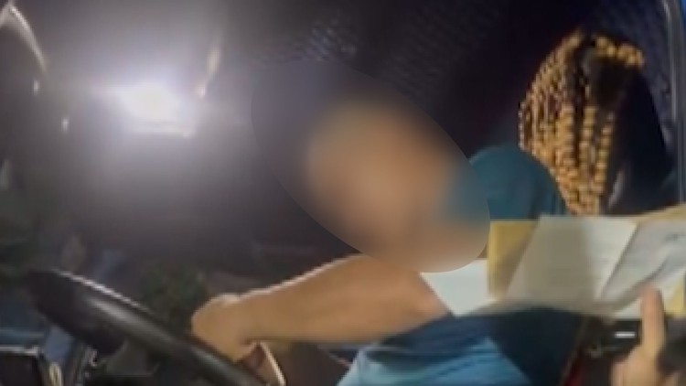 Xử phạt tài xế vi phạm nồng độ cồn, chạy xe tải loạng choạng trên quốc lộ