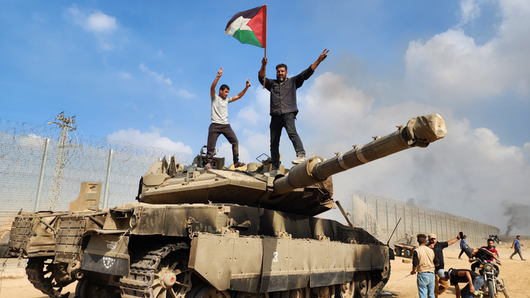 Chiến dịch của Hamas ở Israel: Từ nghi binh công phu đến tấn công chớp nhoáng