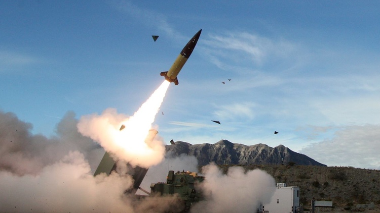 Tên lửa ATACMS mang đến sức mạnh gì cho Ukraine?