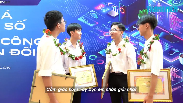 Đi thi lấy kinh nghiệm, nhóm sinh viên UIT giành giải nhất về trí tuệ nhân tạo