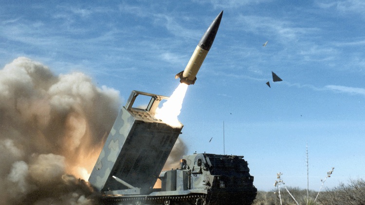 Vì sao Triều Tiên lên án Mỹ gửi tên lửa ATACMS cho Ukraine?