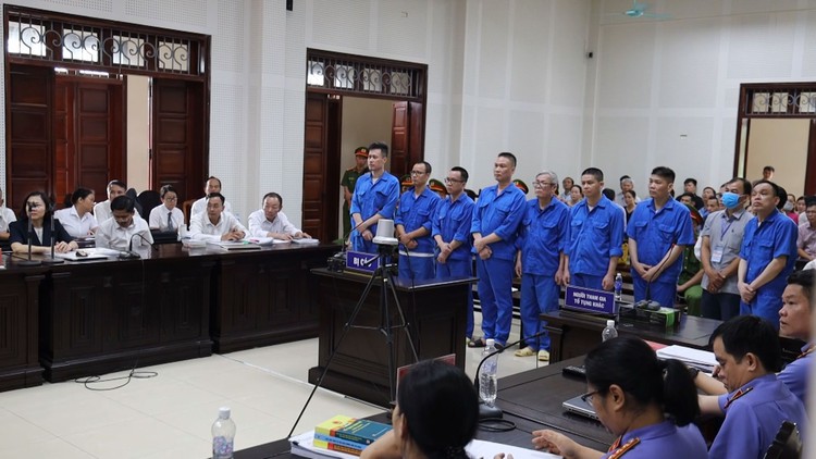 Bà Nguyễn Thị Thanh Nhàn lĩnh 10 năm tù trong vụ Bệnh viện Sản nhi Quảng Ninh
