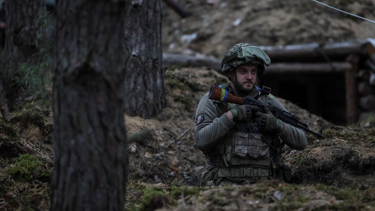 Tướng Ukraine: Mùa đông không ảnh hưởng phản công vì binh sĩ chủ yếu đi bộ