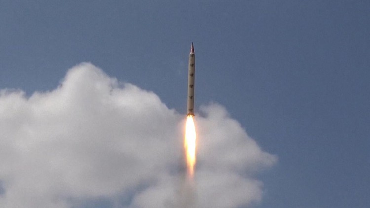 Lực lượng Houthi phóng tên lửa, UAV, chính thức bước vào xung đột Hamas-Israel
