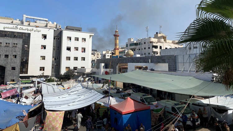 Israel triển khai tấn công 'chính xác' vào bệnh viện Gaza