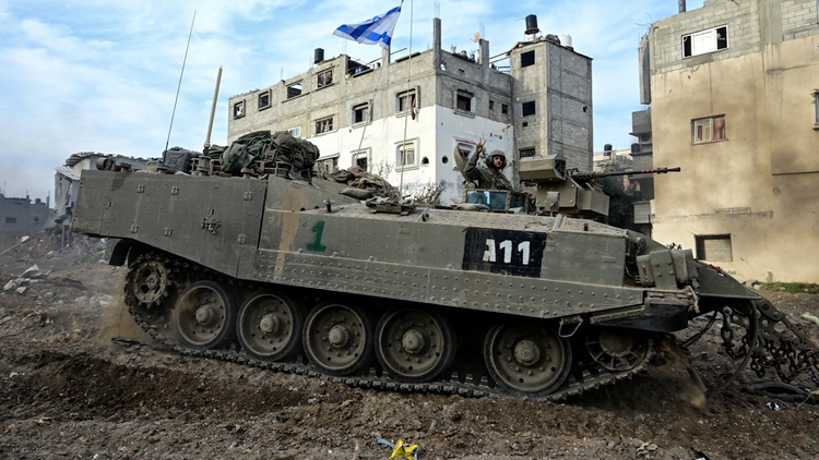 Xe tăng Israel tiến vào trung tâm thành trì Hamas ở nam Gaza