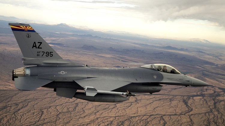Máy bay F-16 có thể giúp Ukraine 'thay đổi cuộc chơi' ra sao?