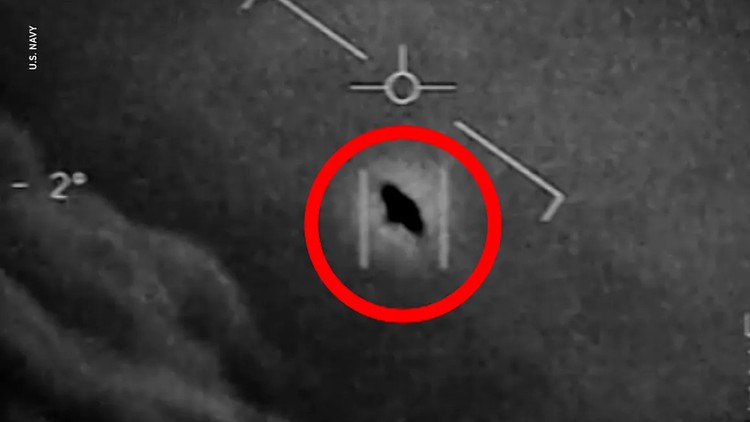 Tình báo Mỹ đã thu thập 9 UFO, có chiếc nguyên vẹn?