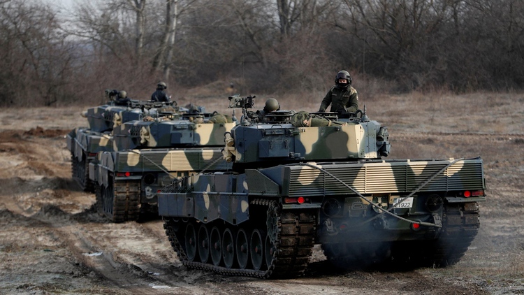 Binh sĩ Ukraine khen xe tăng Leopard 2 'như Mercedes'