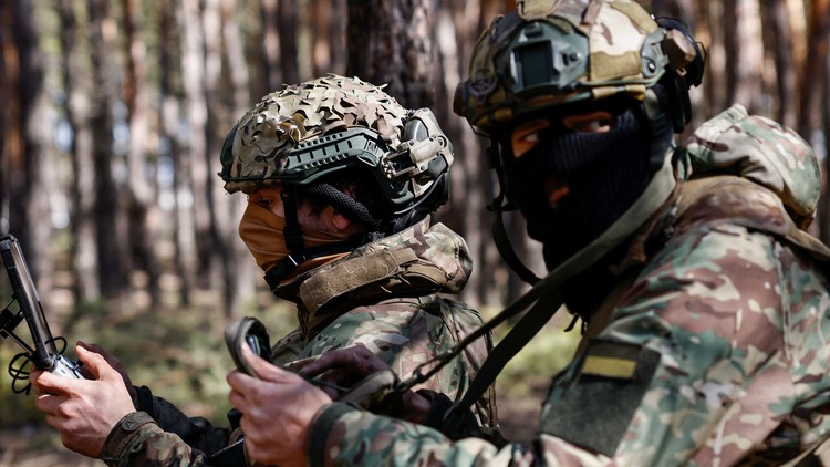 Ukraine lo lắng chờ đợi hướng tấn công mới ở phía bắc Bakhmut