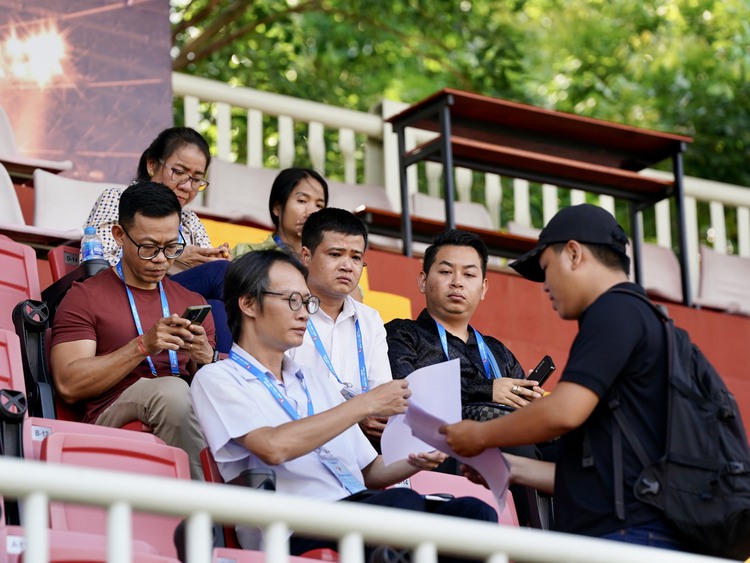 Hãng thông tấn Campuchia đến Việt Nam làm nhiệm vụ gì tại giải bóng đá sinh viên?