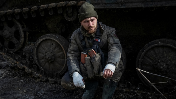 Bị bao vây 'nguy ngập', Ukraine sẽ lùi khỏi Bakhmut?