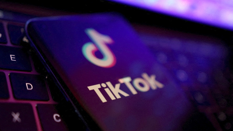 TikTok có công cụ giúp cha mẹ 'canh' trẻ em giữa lúc triển vọng mờ mịt ở Mỹ
