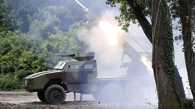 Serbia nói gì khi đạn hỏa tiễn của mình đến tay quân đội Ukraine?