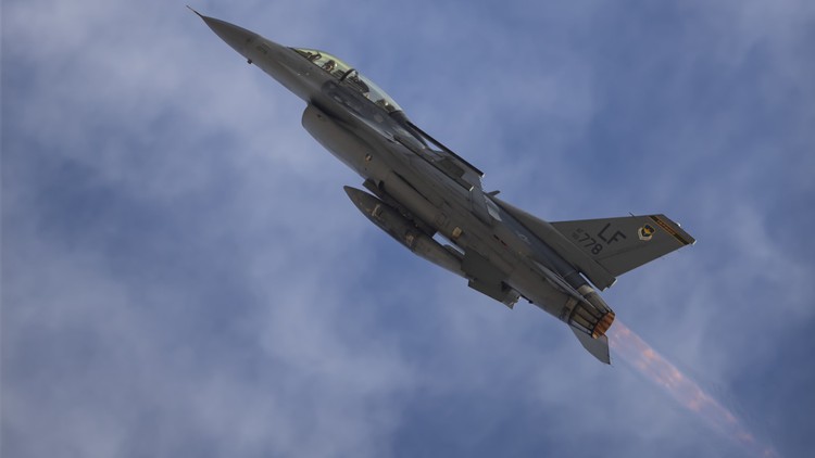 Phi công Ukraine đến Mỹ tham gia huấn luyện lái chiến đấu cơ F-16?