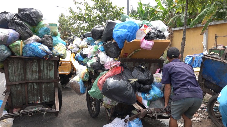 Cần Thơ gấp rút xử lý trước nguy cơ rác sắp ùn ứ khắp thành phố
